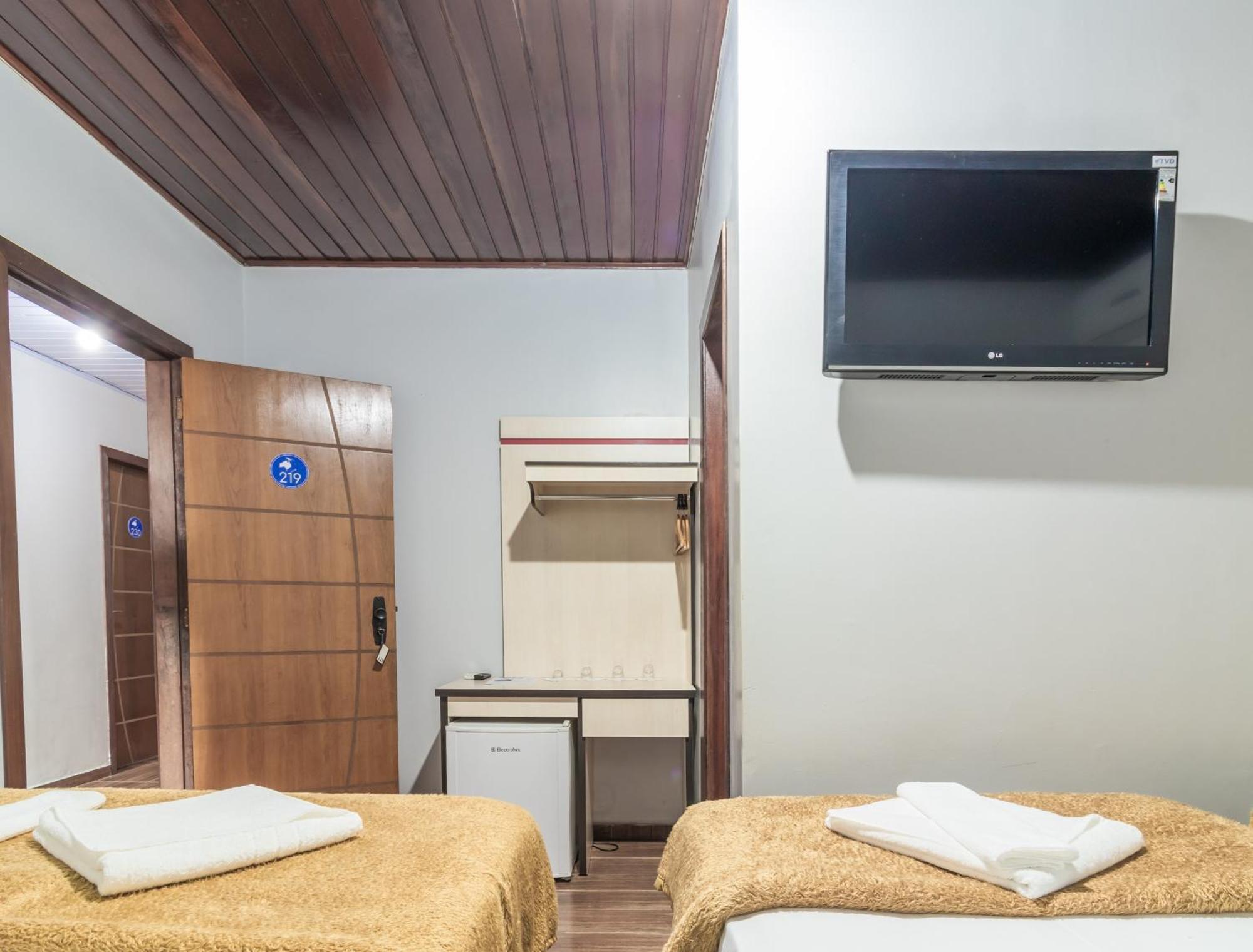 Foz Budget Hotel フォス・ド・イグアス エクステリア 写真
