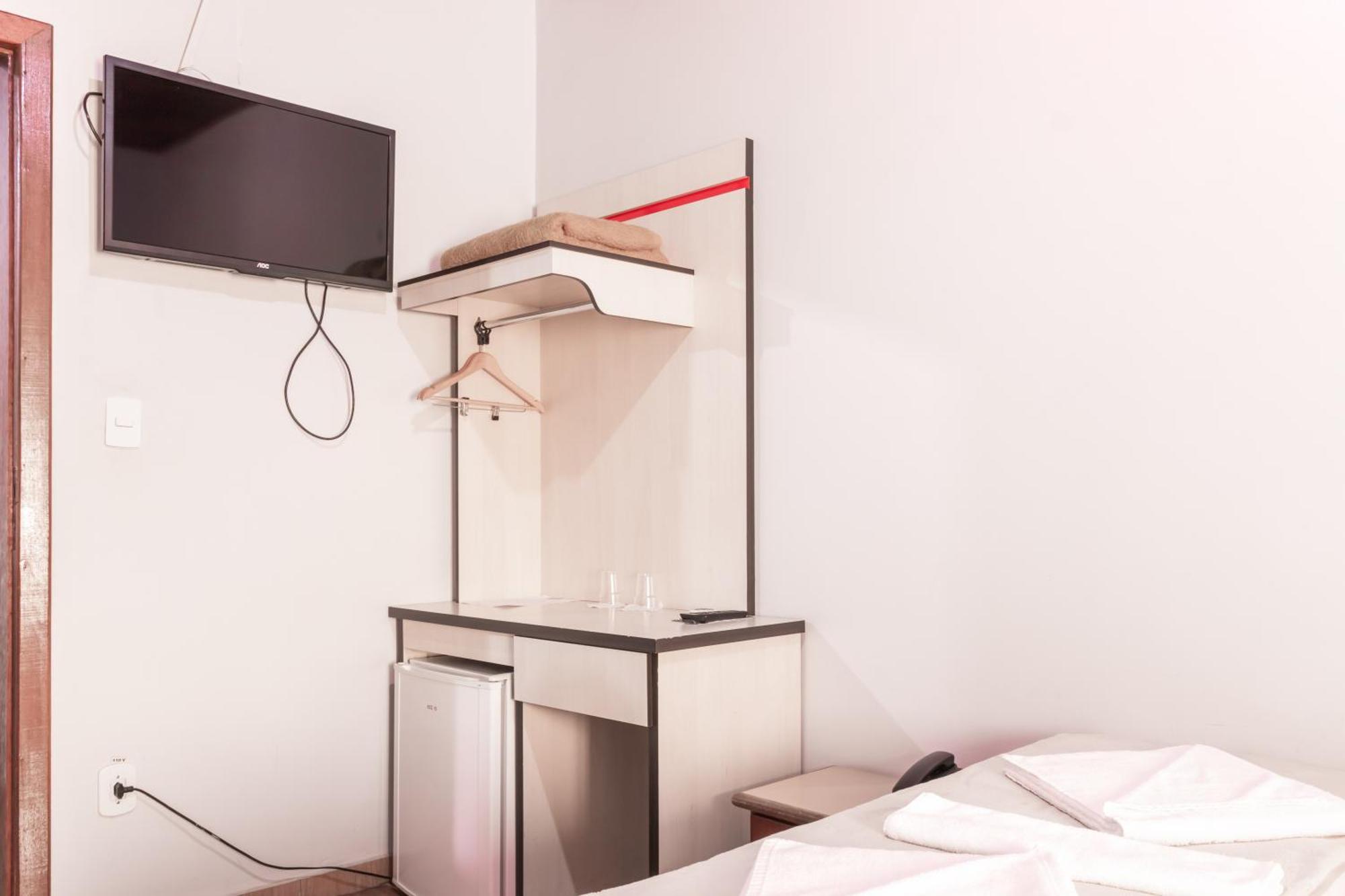 Foz Budget Hotel フォス・ド・イグアス エクステリア 写真