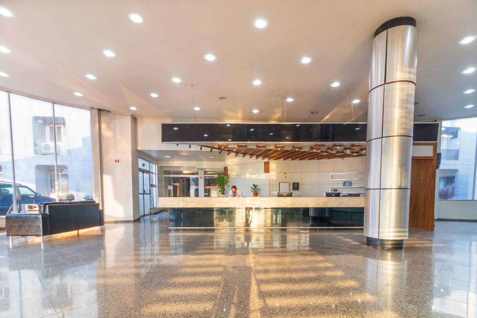 Foz Budget Hotel フォス・ド・イグアス エクステリア 写真